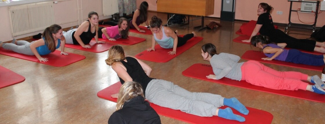 Yoga Yoga