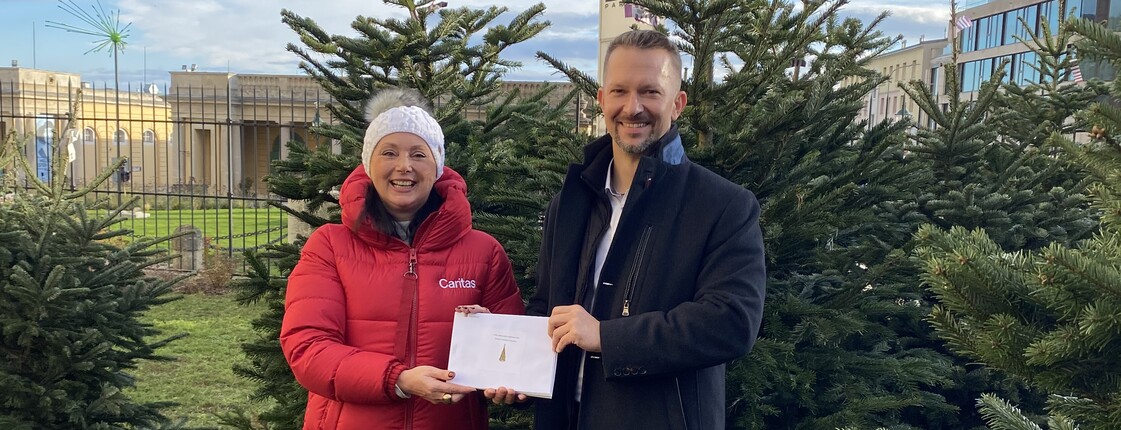 Caritas Burgenland Direktorin Melanie Balaskovics und Jürgen Narath von Esterházy Immobilien
